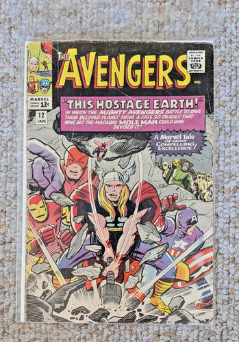 The avengers marvel comics - avengers, #12