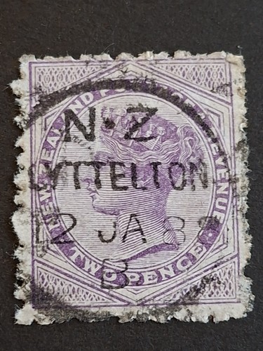 Nuova zelanda 1882 2d - 1882, viola